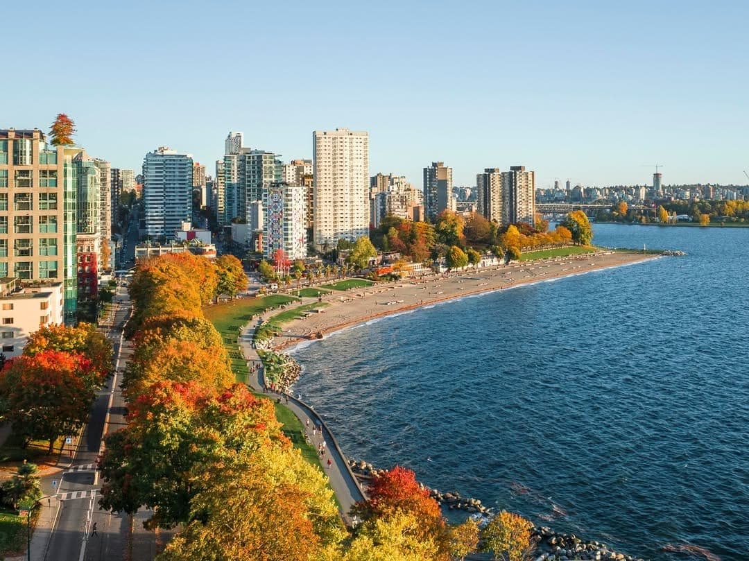 Vancouver English Bay City Tour · 2-Star Select Class