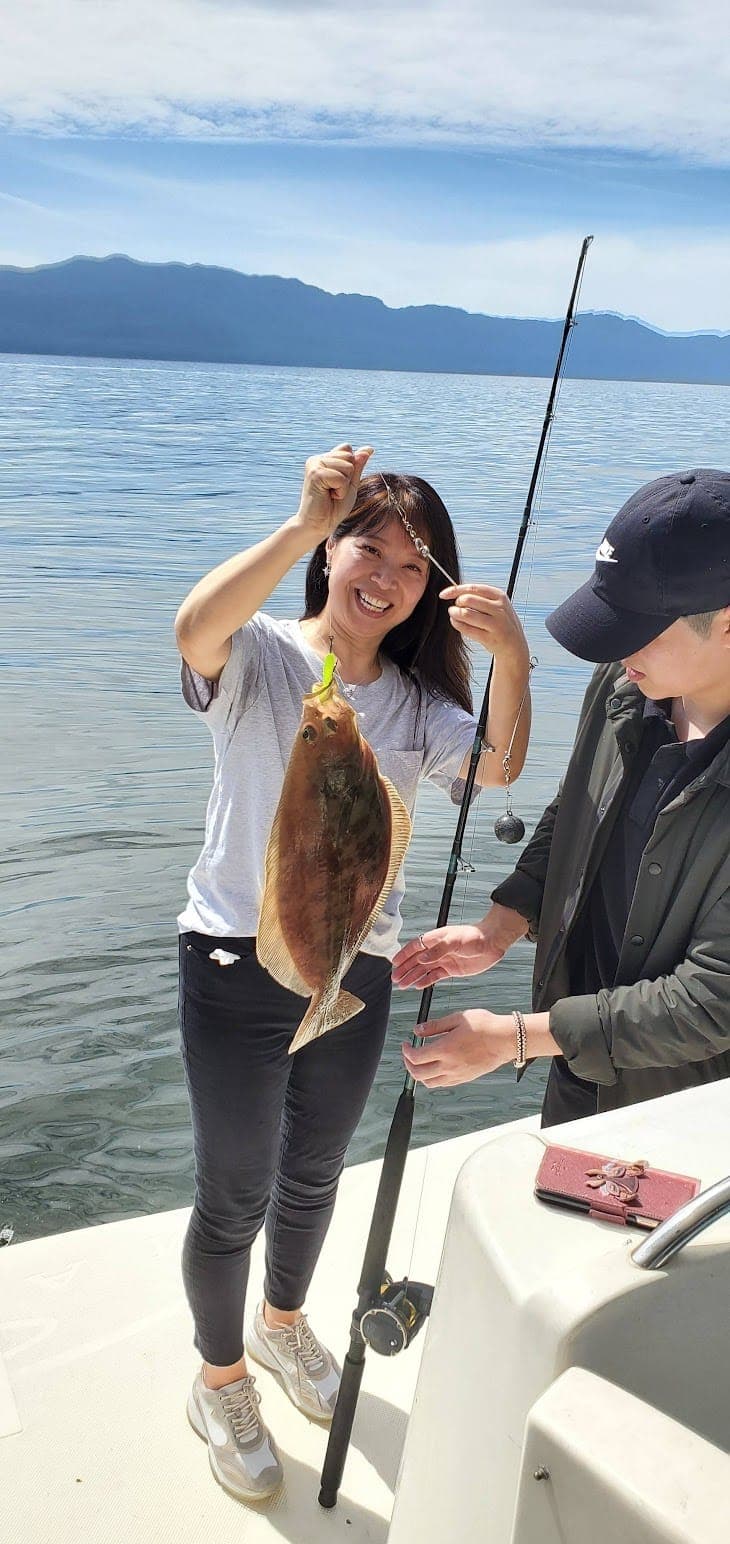 West Vancouver Prawn & Crab Experience · 3-Star Comfort Class